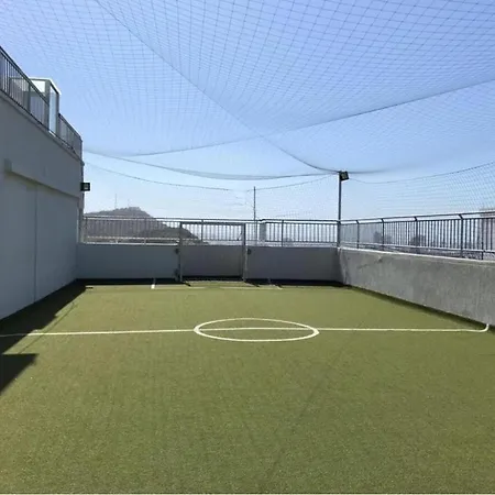 Sea View Apartment *